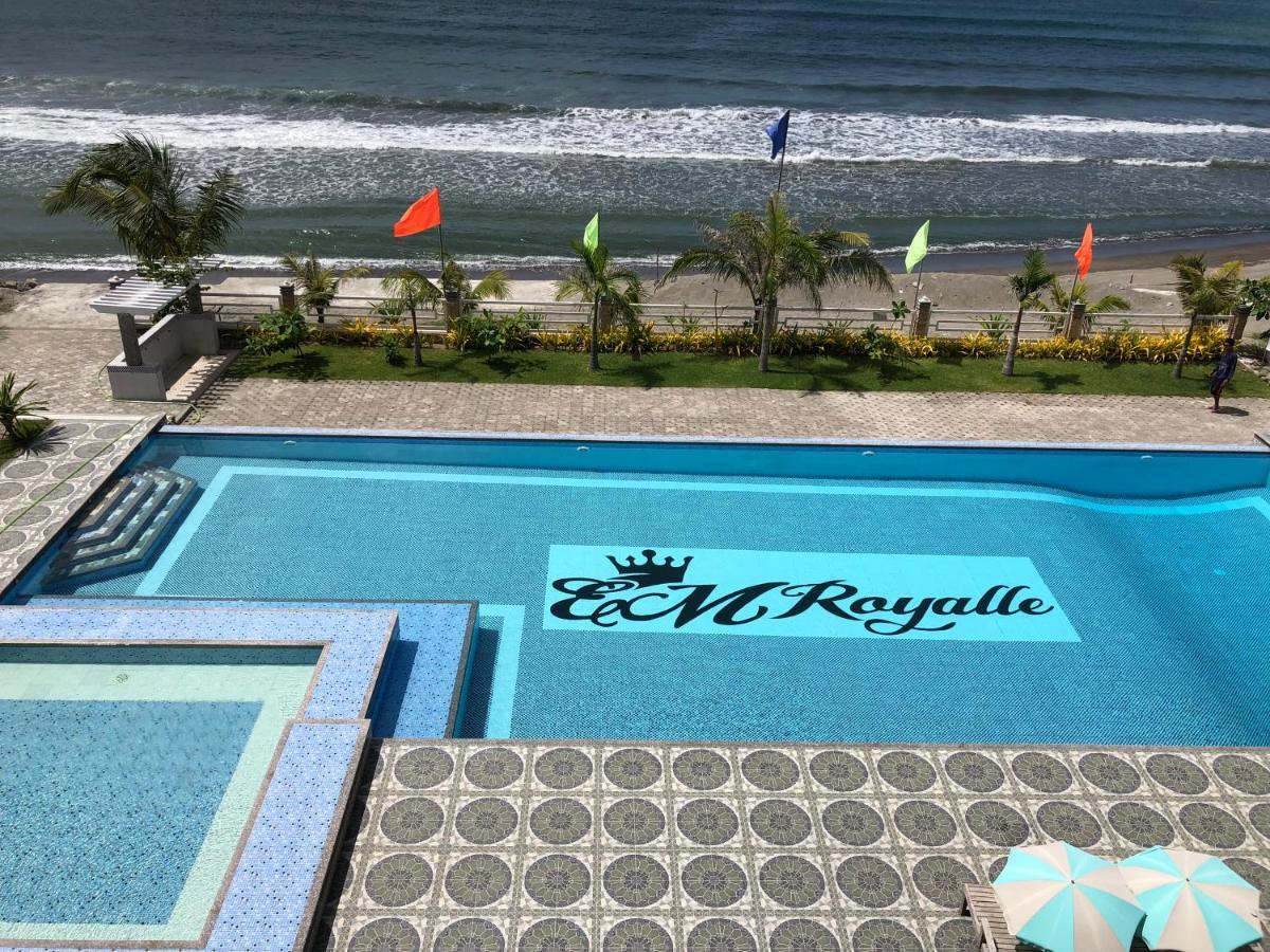Em Royalle Hotel & Beach Resort Сан-Хуан Екстер'єр фото